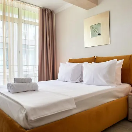 Berlin Luxury N Pool Apartamento *