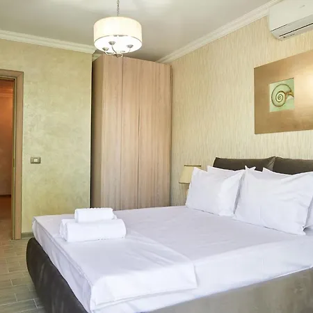 Berlin Luxury N Pool Apartamento