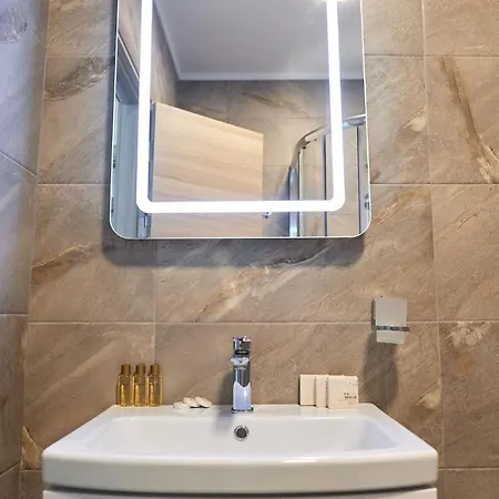 Apartment Berlin Luxury N Pool *