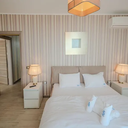 Apartamento Berlin Luxury N Pool Năvodari