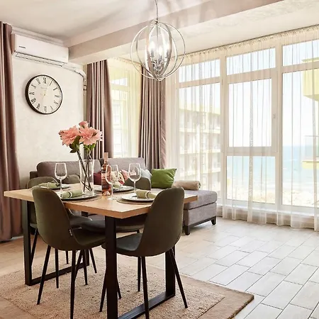 Berlin Luxury N Pool *