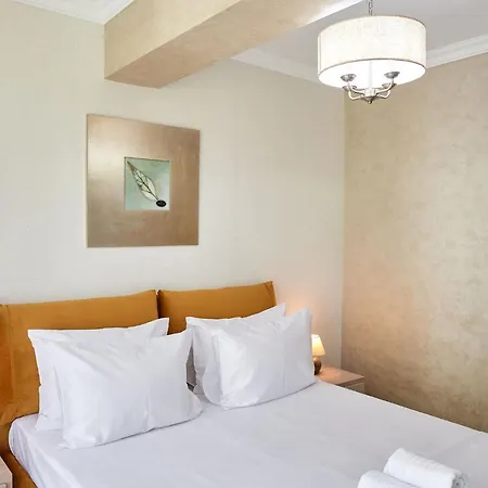 Apartment Berlin Luxury N Pool *