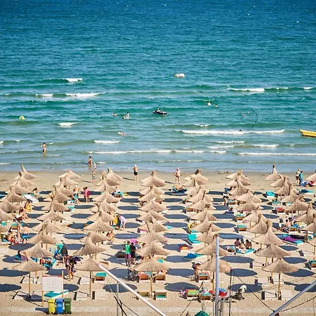 Berlin Luxury N Pool Apartament Năvodari