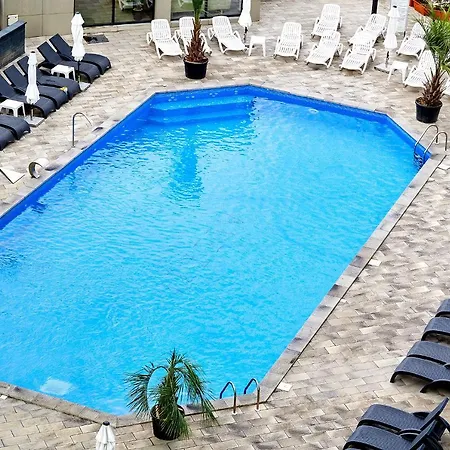 Berlin Luxury N Pool Апартаменты