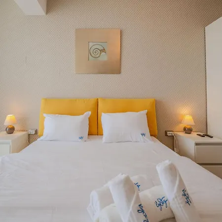 Berlin Luxury N Pool Apartment Navodari